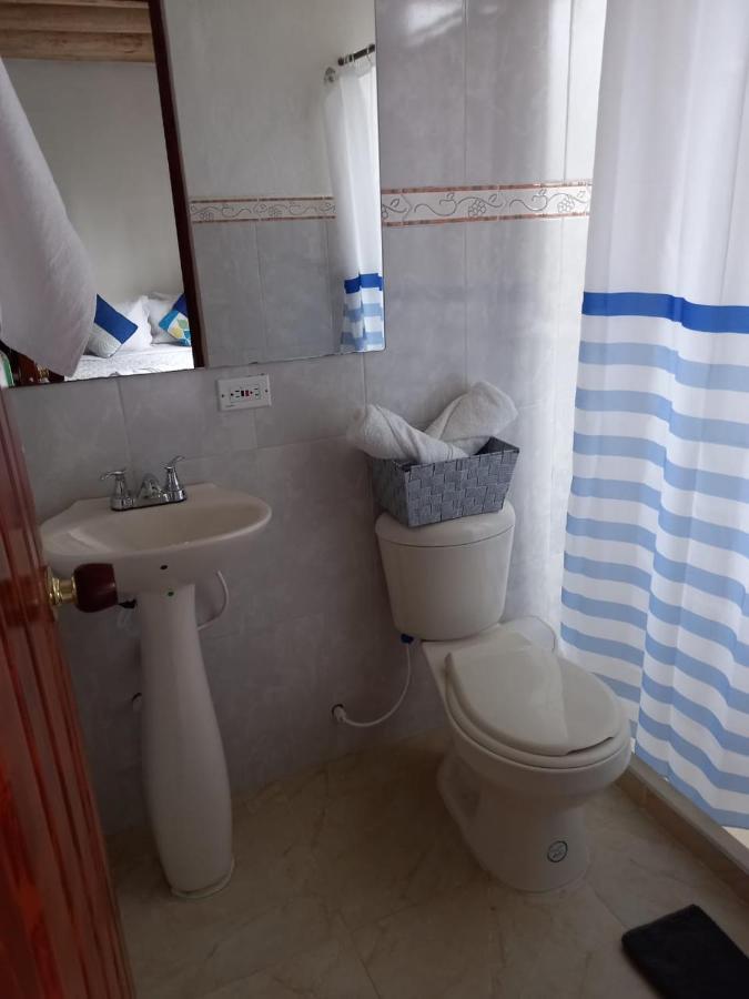 Dos Con Bano Privado, Solo Ti Y Tus Acompanaste * Villa de Leyva